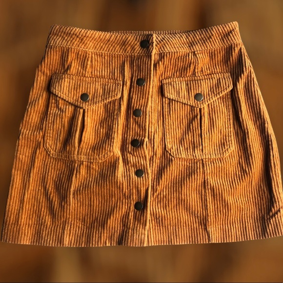 Forever 21 rust-coloured corduroy skirt - Picture 1 of 4